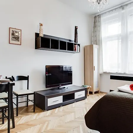 Comfy 2 Bedroom Praga