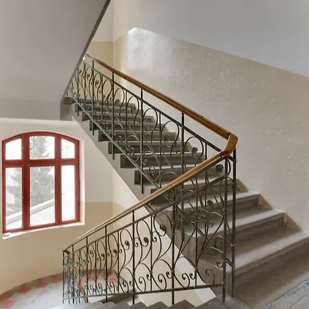 Comfy 2 Bedroom Apartment