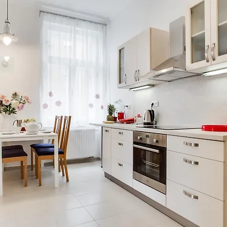 Comfy 2 Bedroom Apartmán Praha