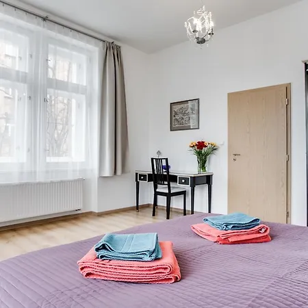 Apartamento Comfy 2 Bedroom *