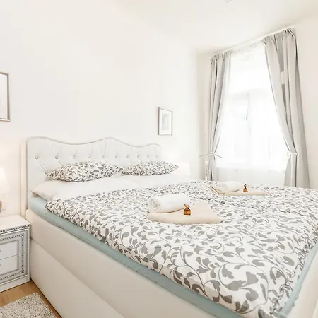 Apartmán Comfy 2 Bedroom Praha